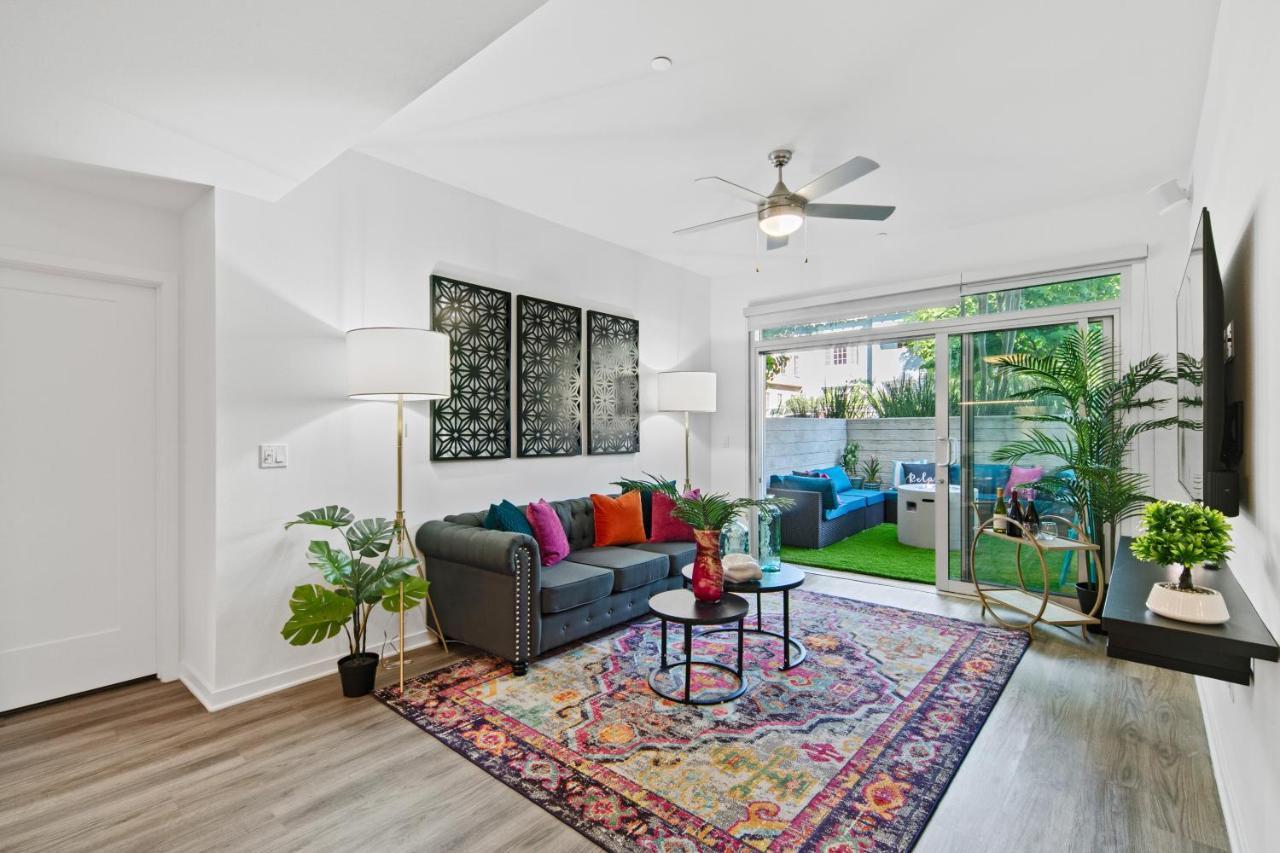 Fairfax District Chic City Oasis 2 Bedroom Apt With Den 136 Лос-Анджелес Экстерьер фото