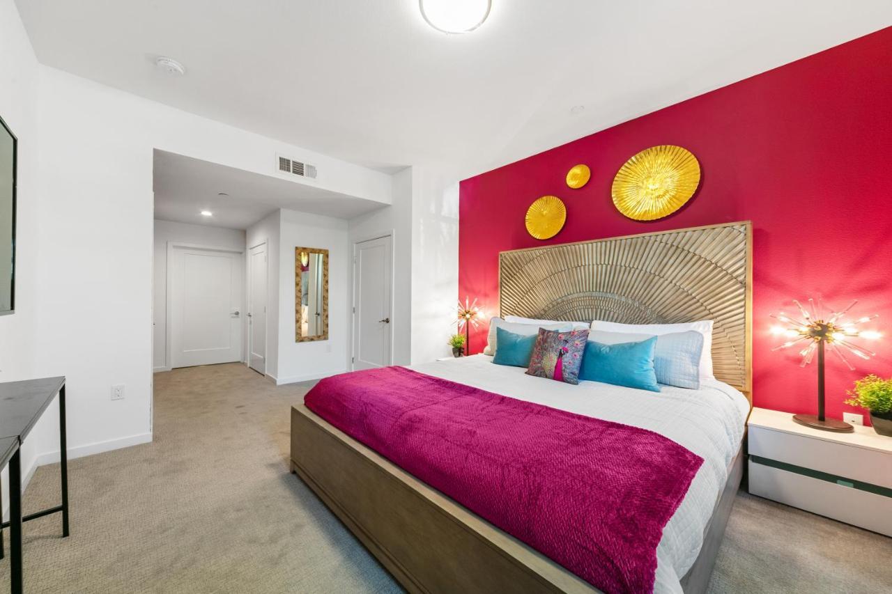 Fairfax District Chic City Oasis 2 Bedroom Apt With Den 136 Лос-Анджелес Экстерьер фото
