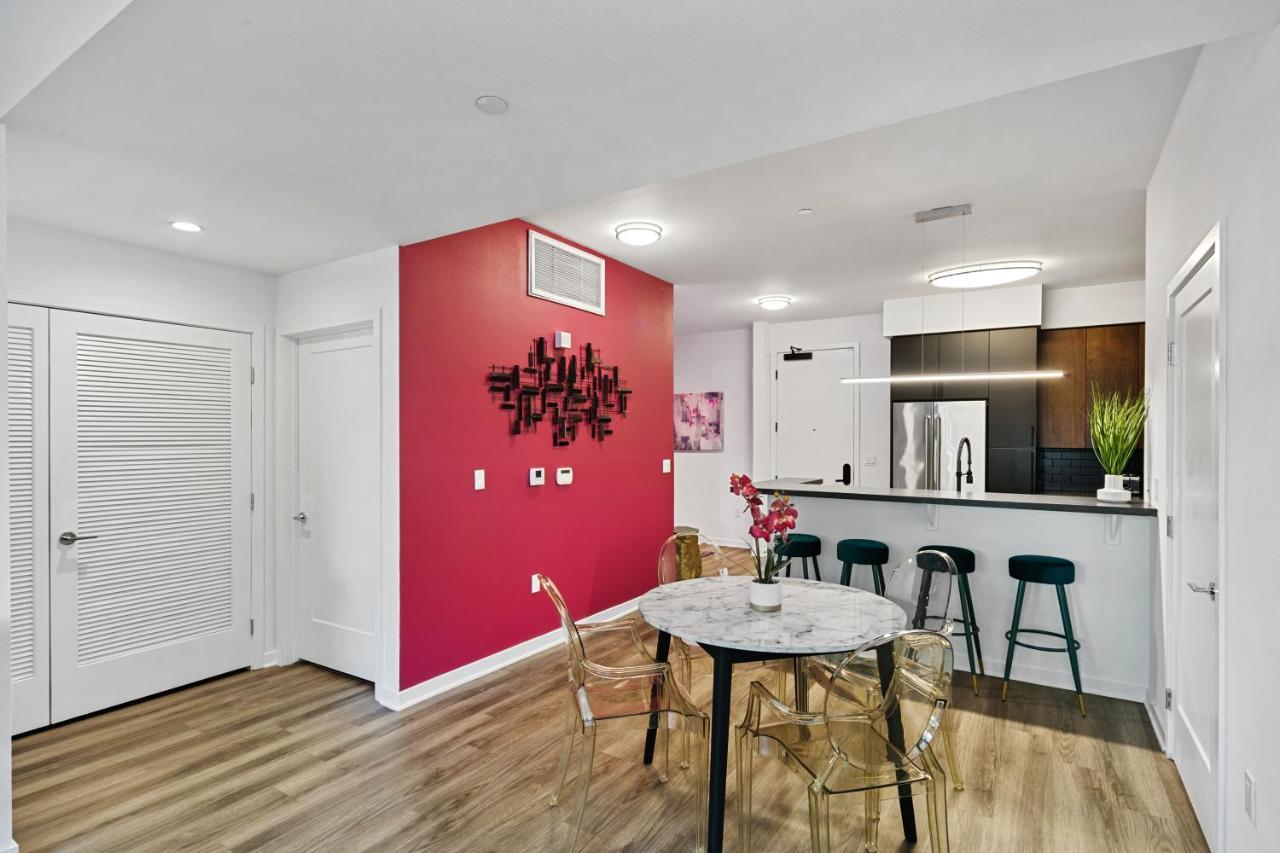 Fairfax District Chic City Oasis 2 Bedroom Apt With Den 136 Лос-Анджелес Экстерьер фото